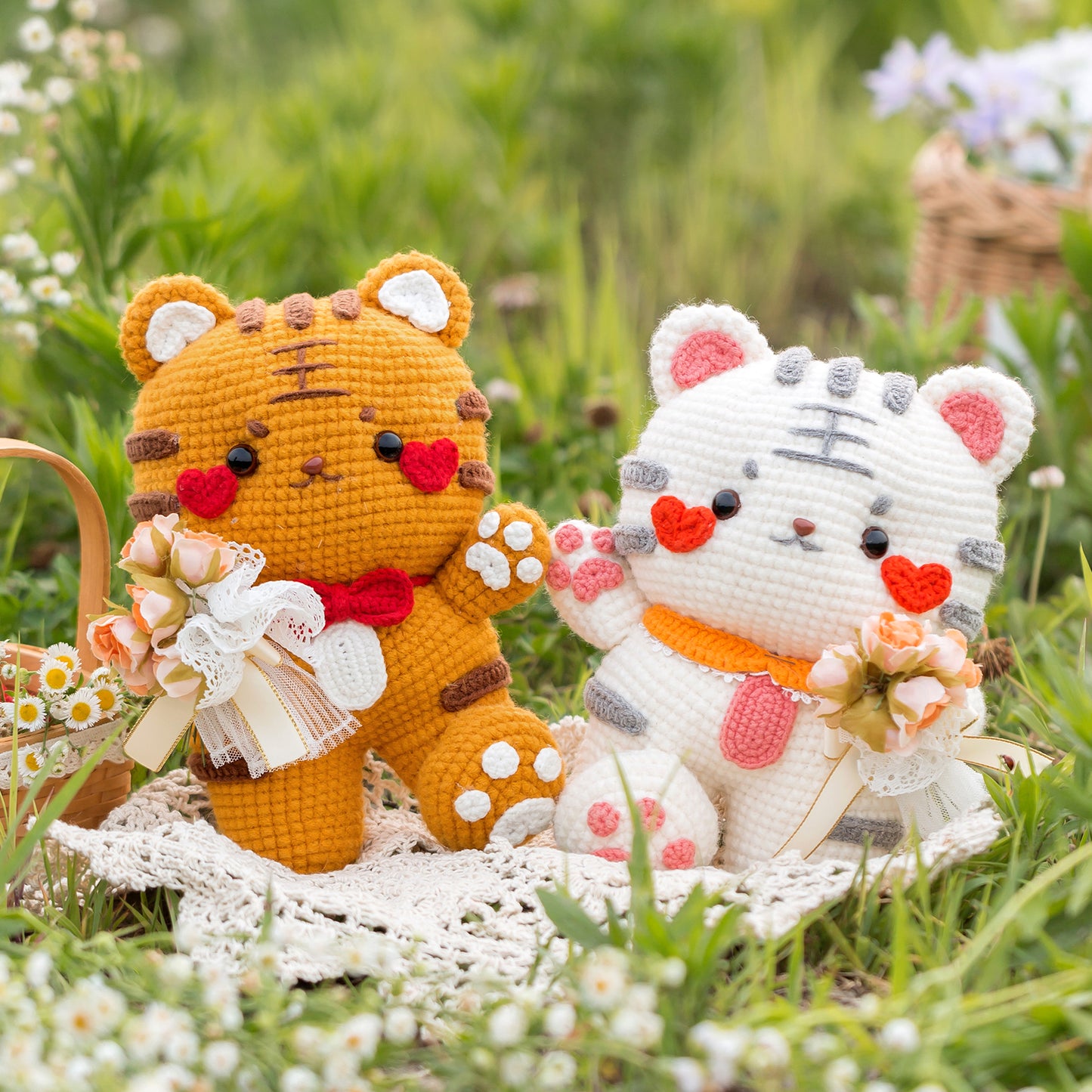 Tiger Sniffs the Rose Doll Crochet Yarn Kit | Susan's Family