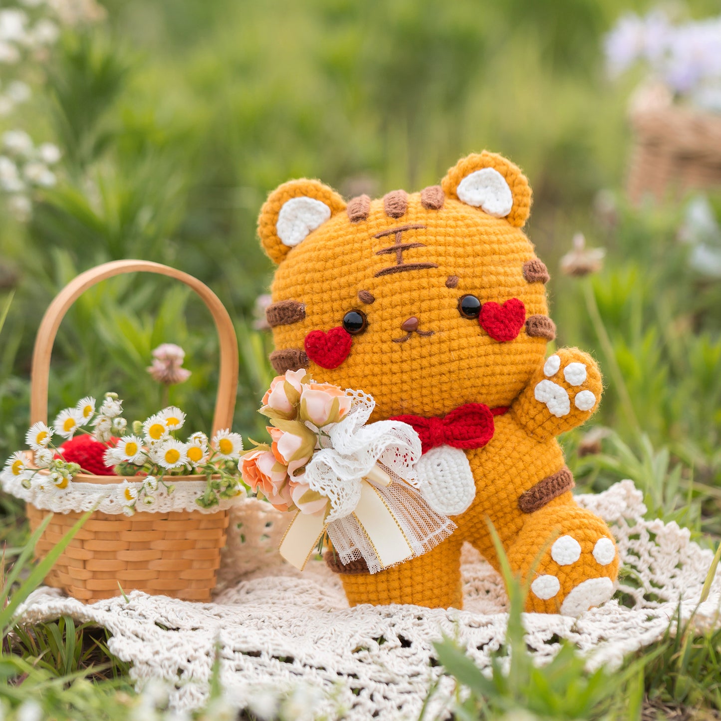 Tiger Sniffs the Rose Doll Crochet Yarn Kit | Susan's Family