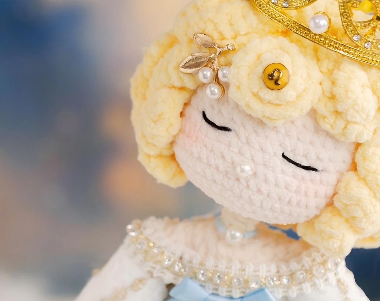 Leo Doll Crochet Kit
