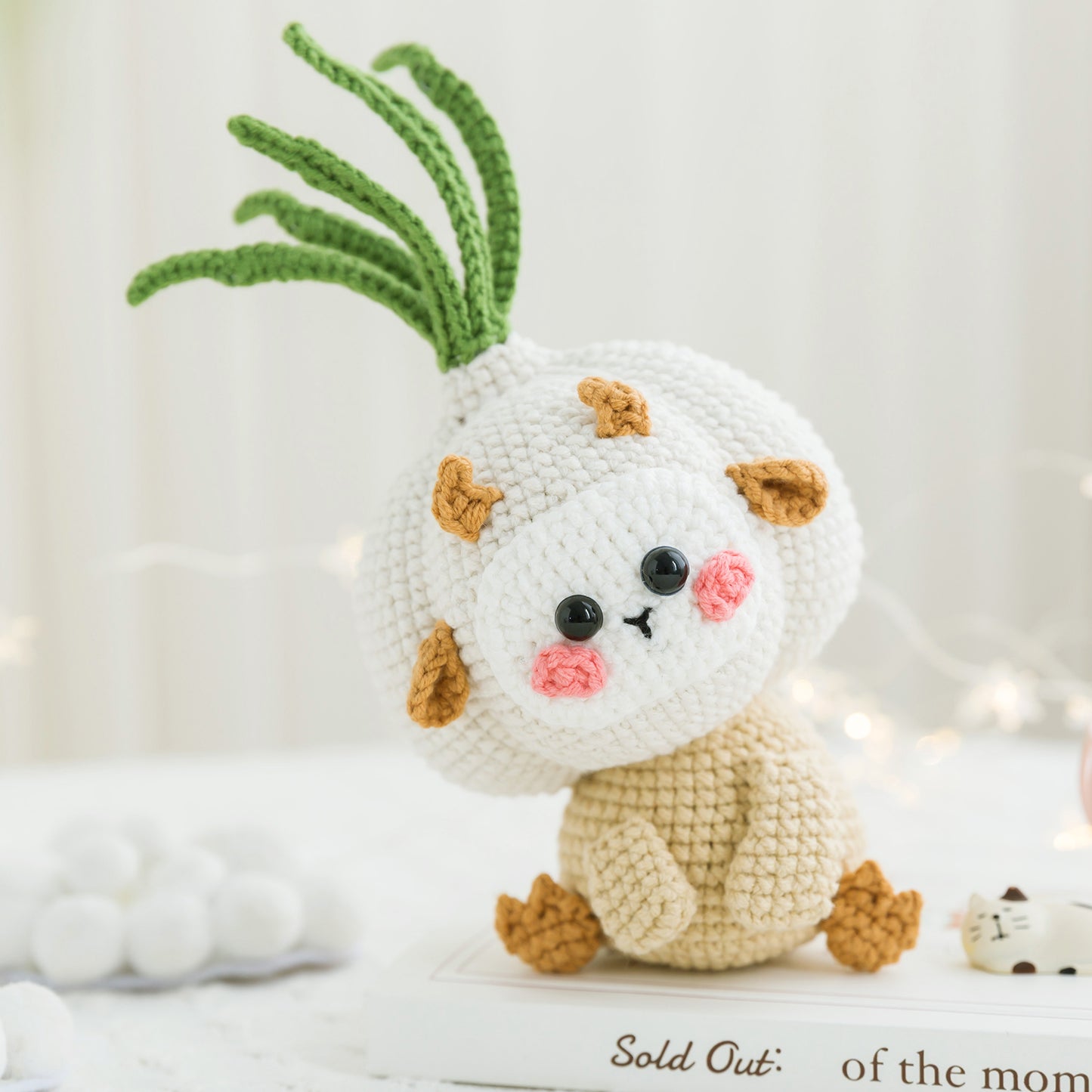Garlic Puns Doll Crochet Yarn Kit | Susan's Family