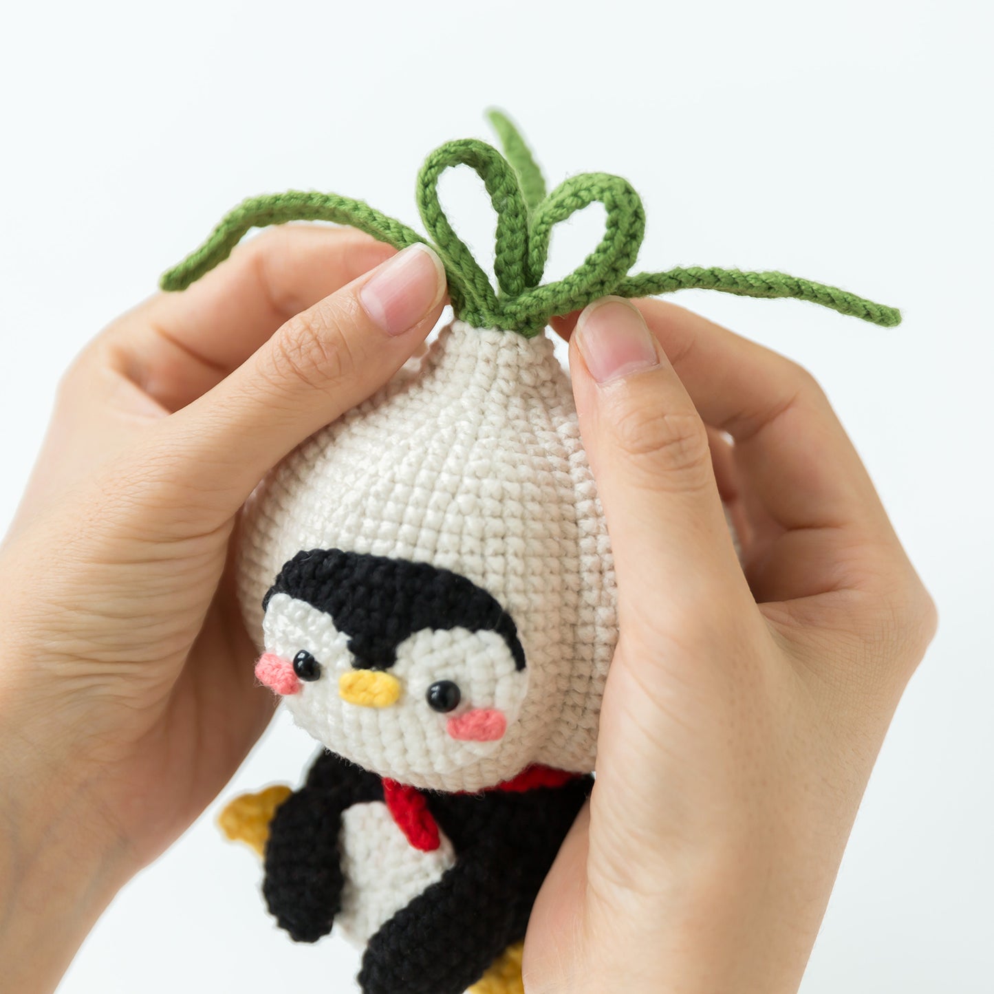 Garlic Puns Doll Crochet Yarn Kit | Susan's Family