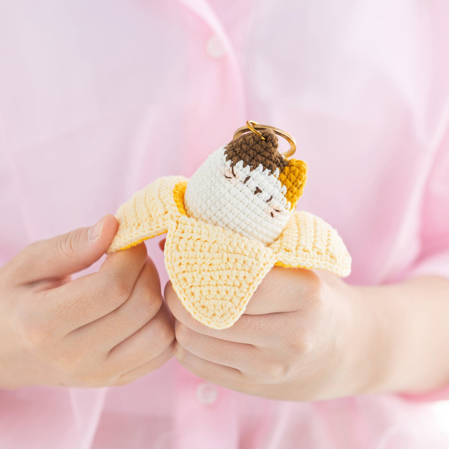 Crooked Head Banana Cat Crochet Yarn Kit | Susan's Family