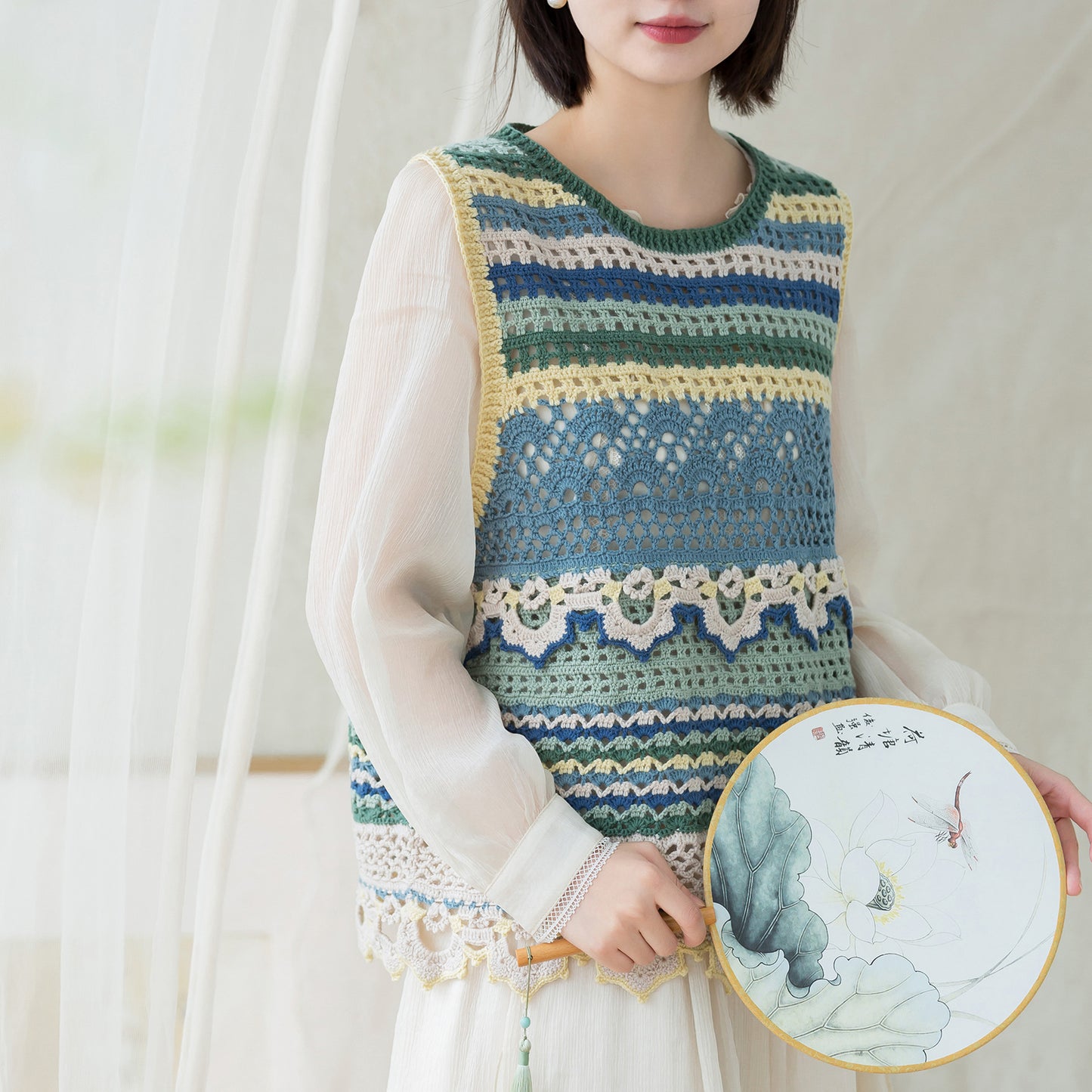 Lotus Brocade Vest Cochet Yarn Kit | Dunhuang Series | Susan's Family