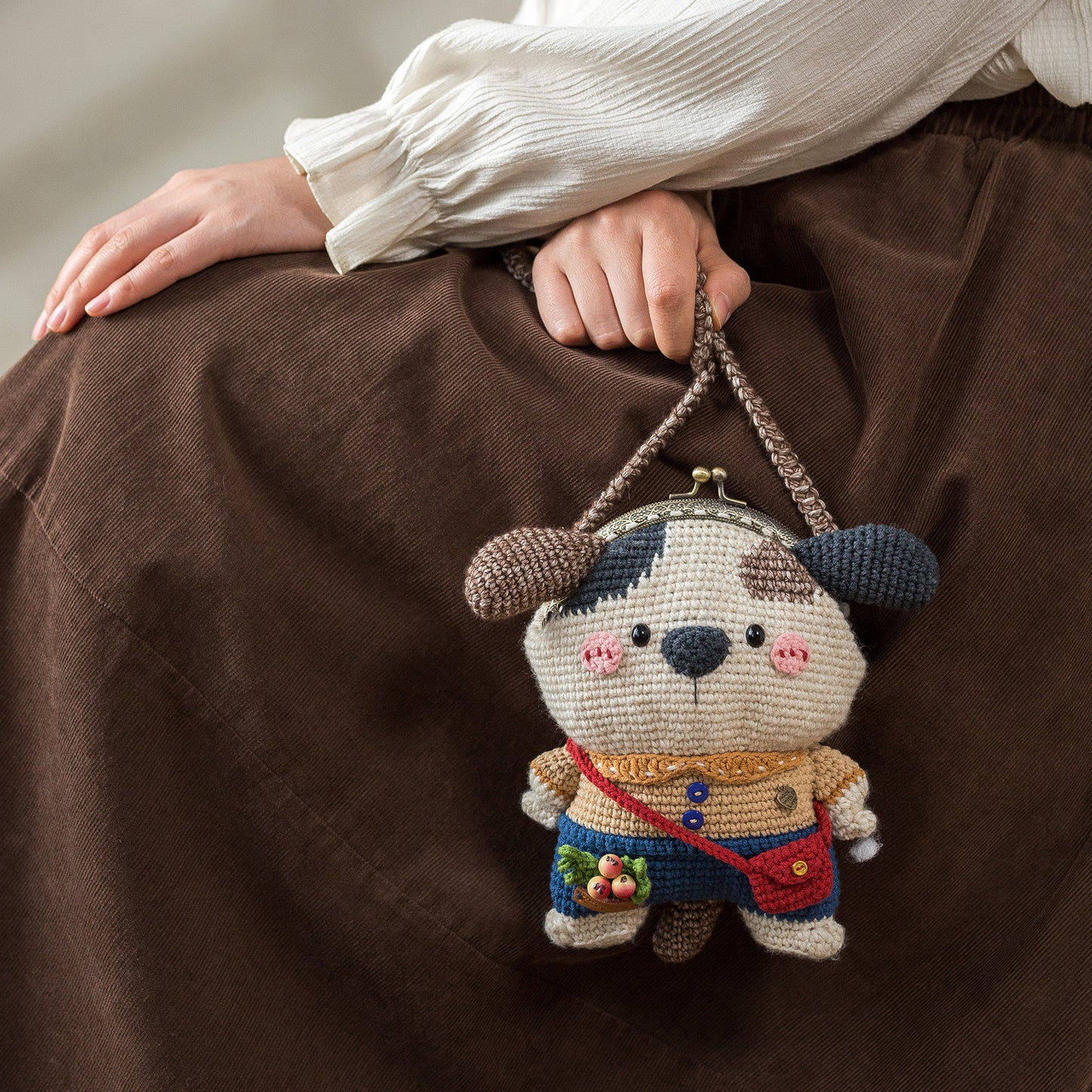 Cute Pet Kiss Lock Bag Crochet Yarn Kit | Susan's Family