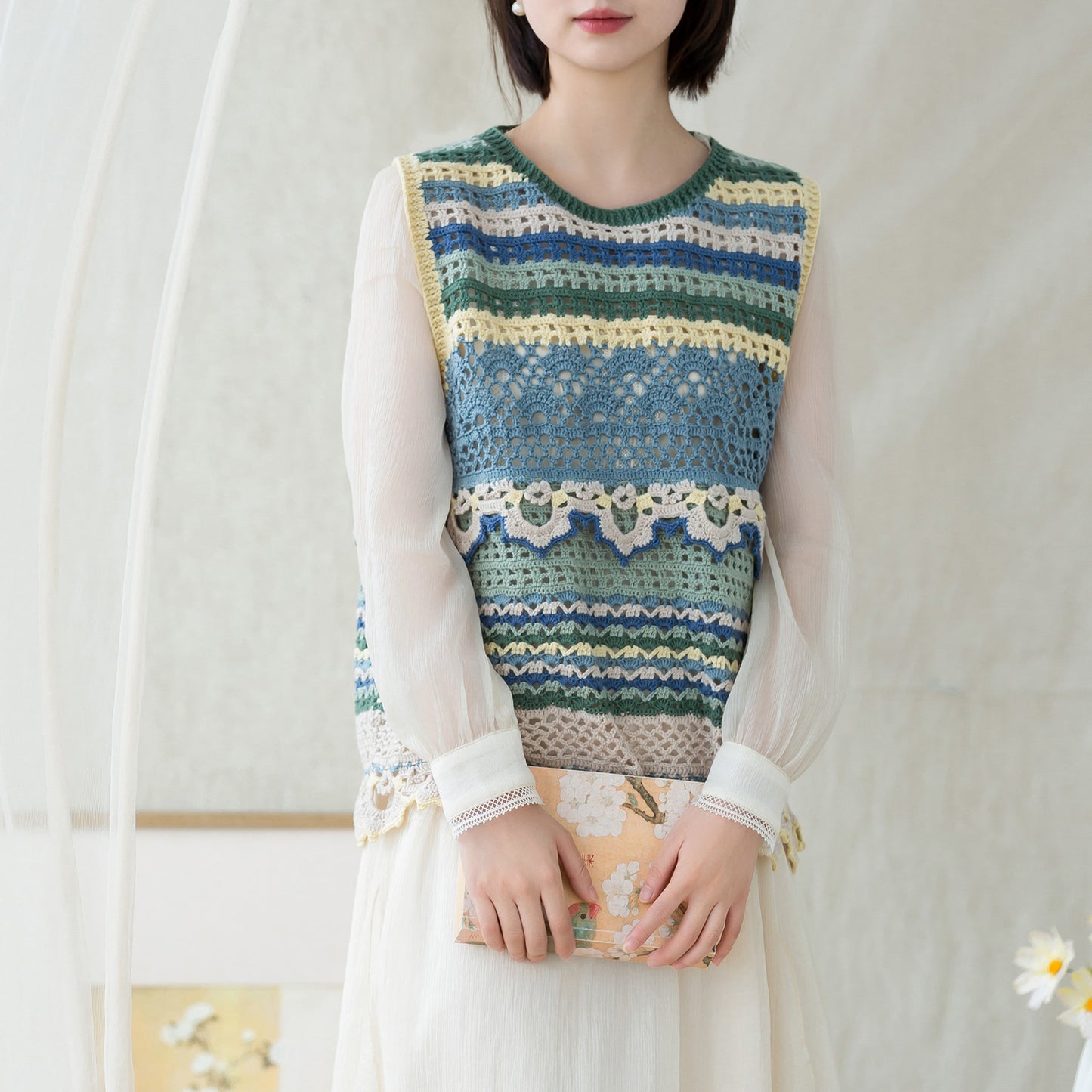 Lotus Brocade Vest Cochet Yarn Kit | Dunhuang Series | Susan's Family
