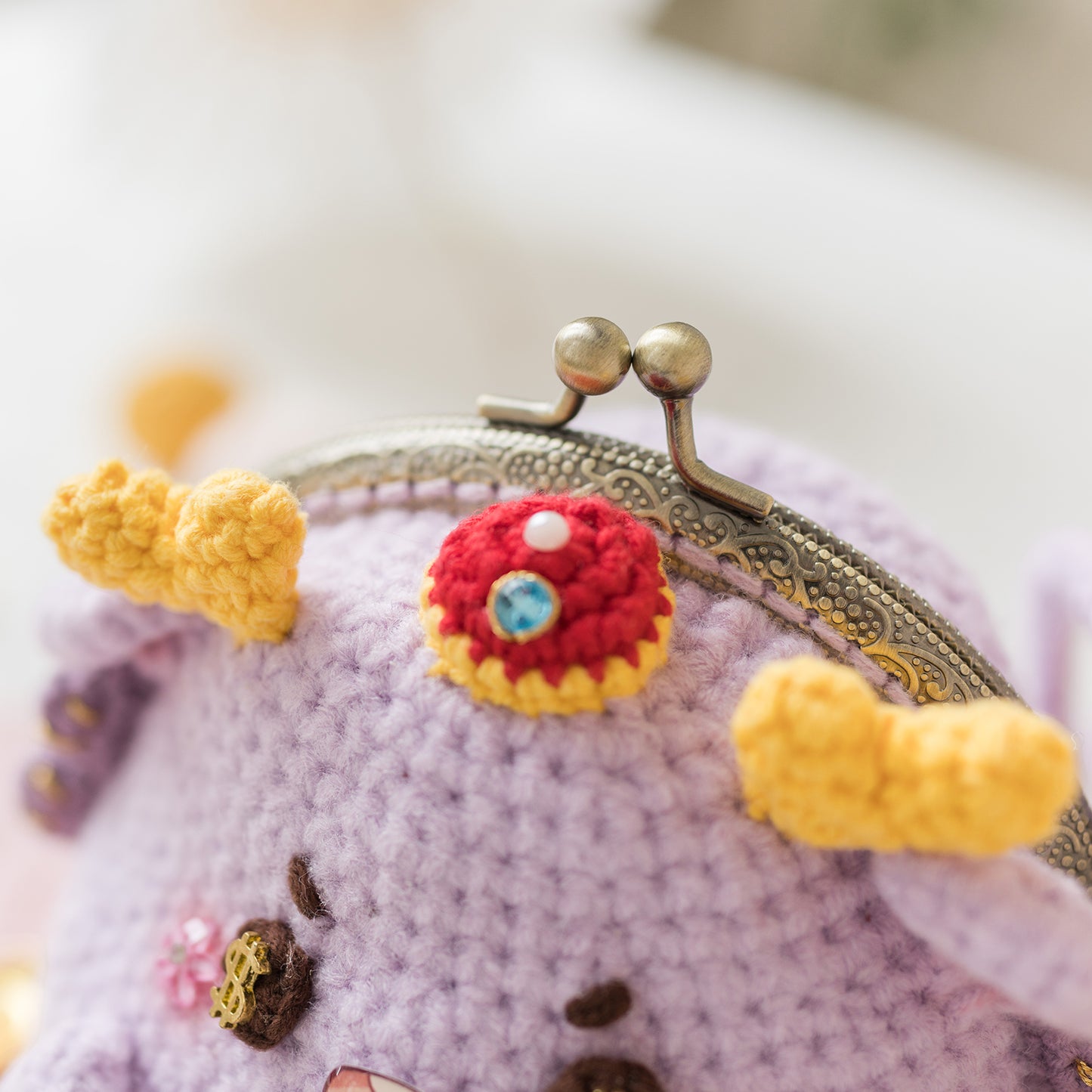 BabyLoong Kiss Lock Bag Crochet Yarn Kit | Susan's Family