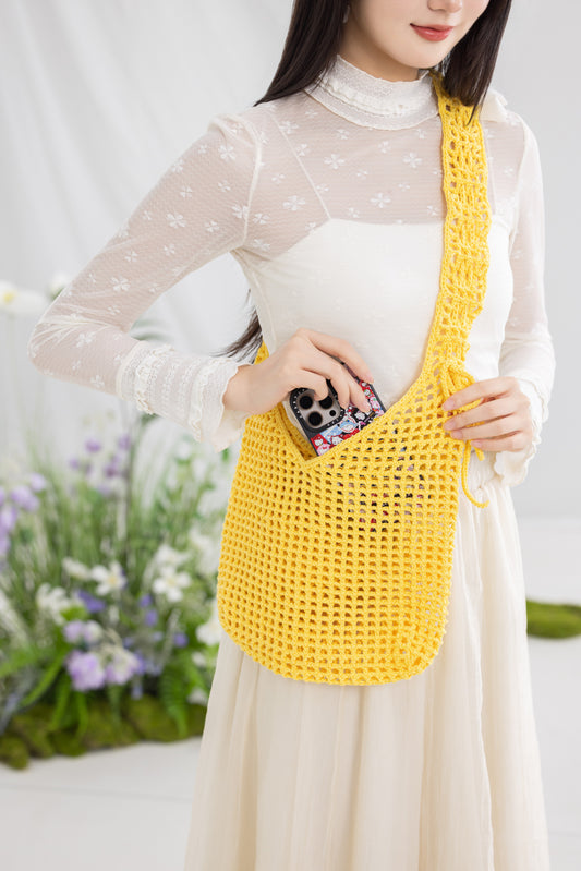 Simple Pleat Mesh Tote | Crochet Chart Pattern | Limited Written Instructions | Video Tutorial Available
