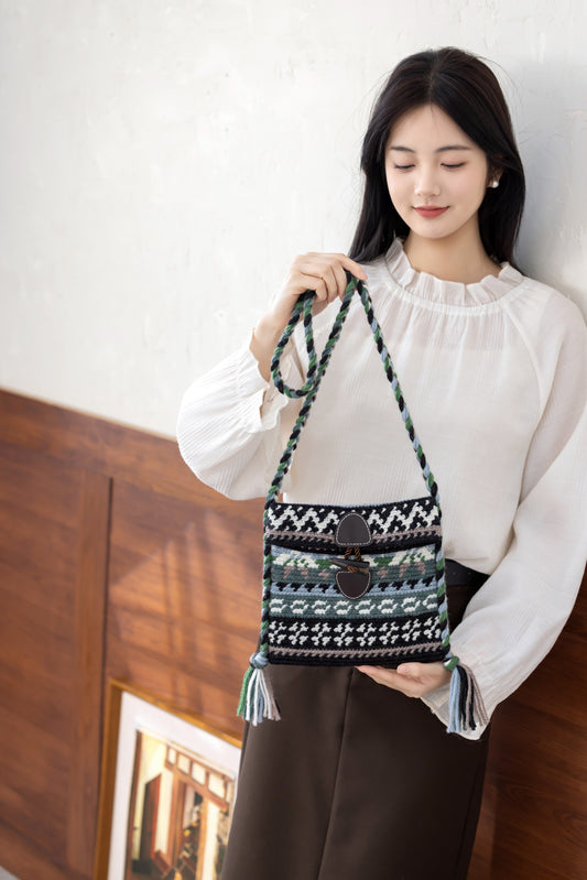 Huian Crochet Kit