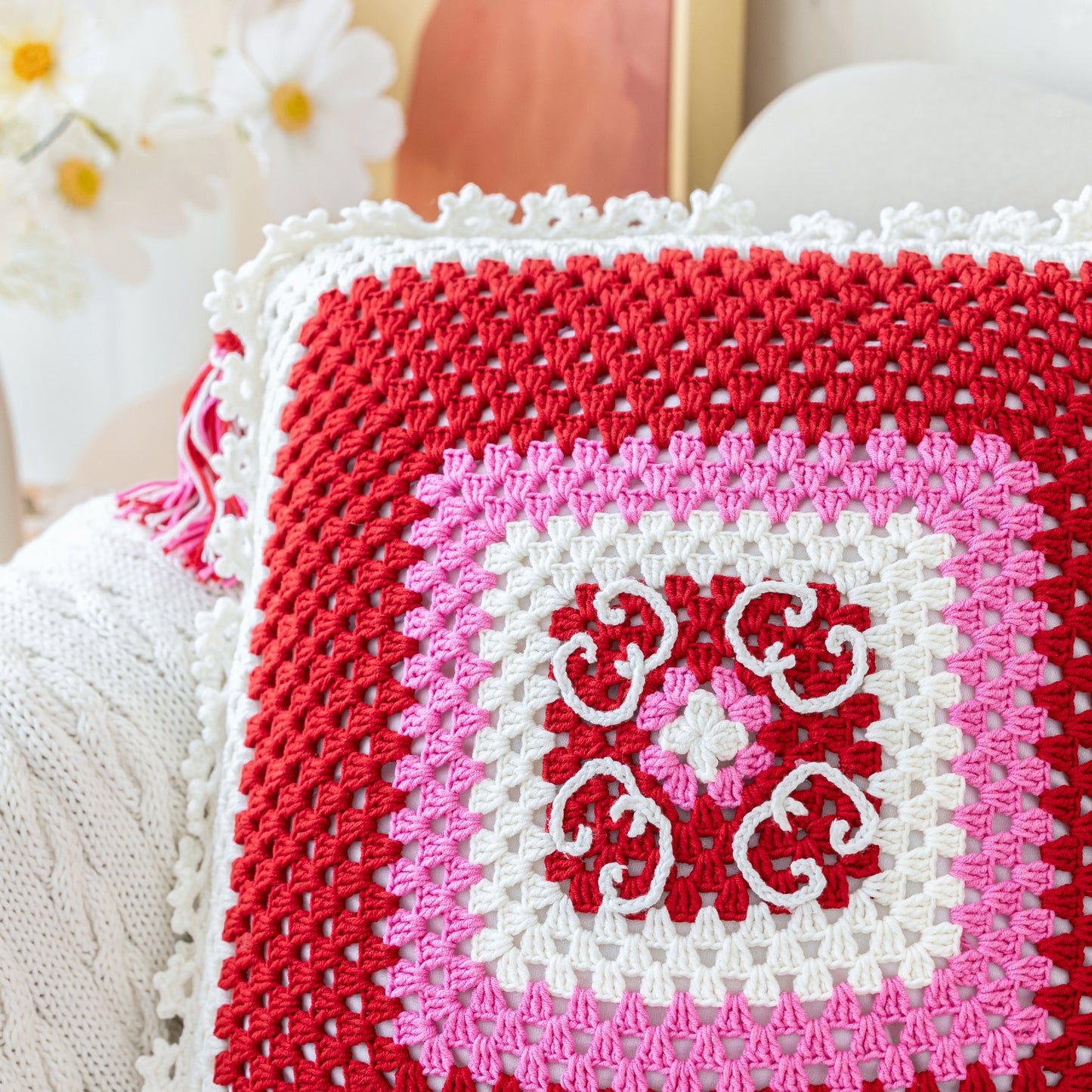 Rolling Into Ruyi Pillow Case Crochet yarn Kit | Susan's Family