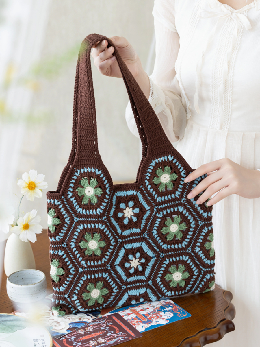 Mineral Art Bag Crochet Yarn Kit
