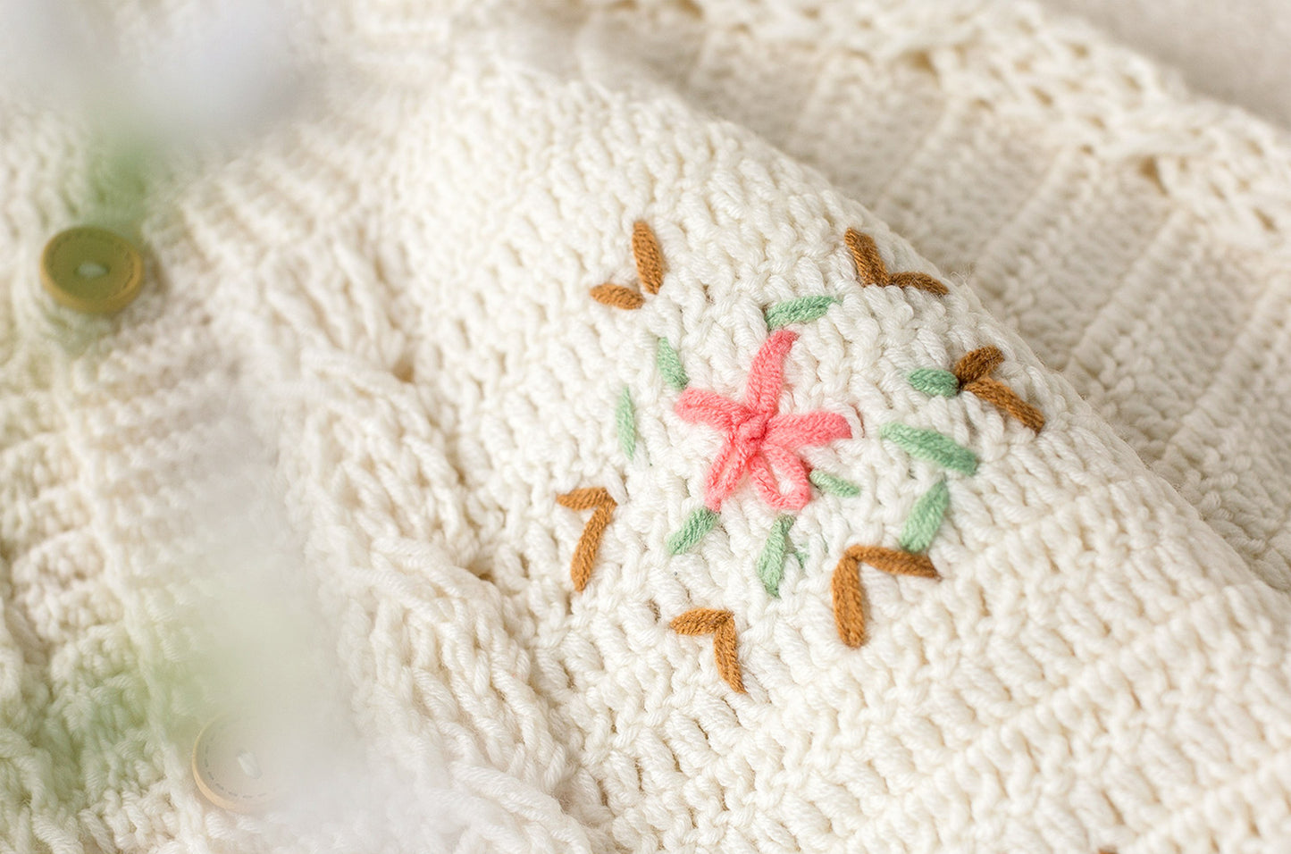 Mo Vintage Cardigan Crochet Pattern