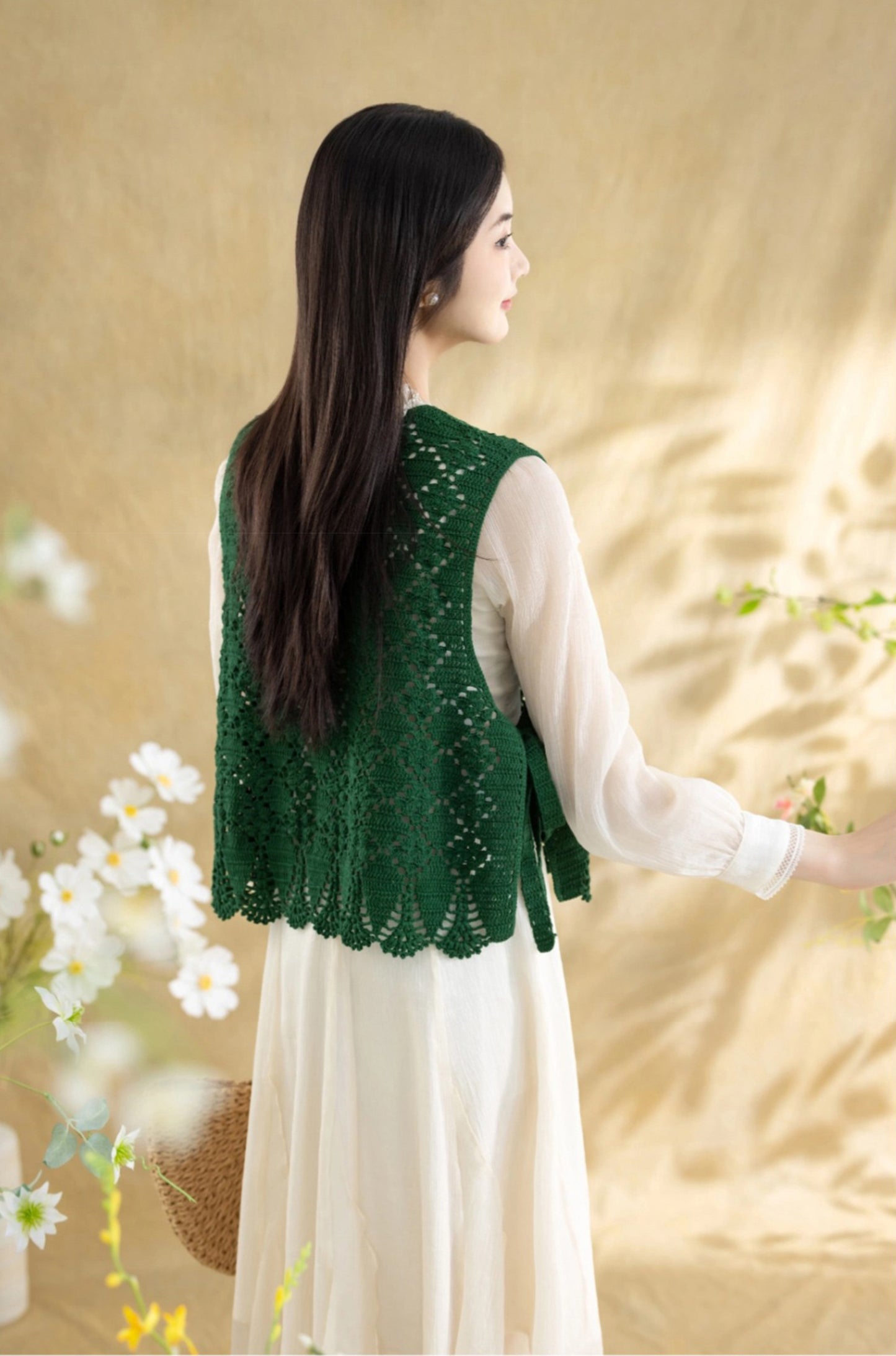 Summer Wind Tie-back Vest Crochet Yarn Kit