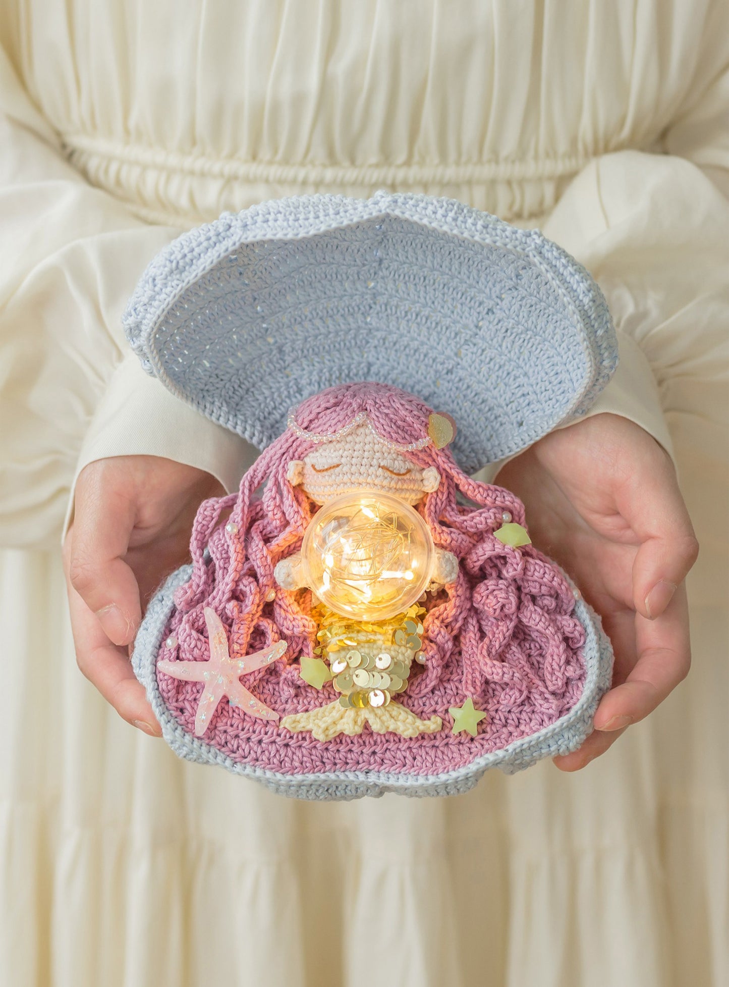 Shell Night Light Crochet Pattern