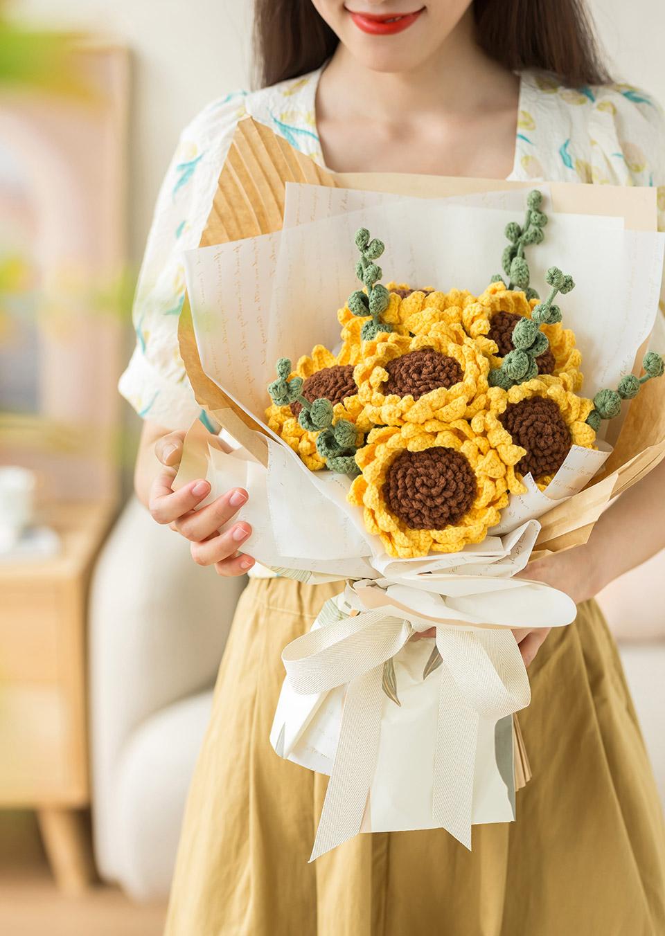 Artistic Bouquet Crochet Kit