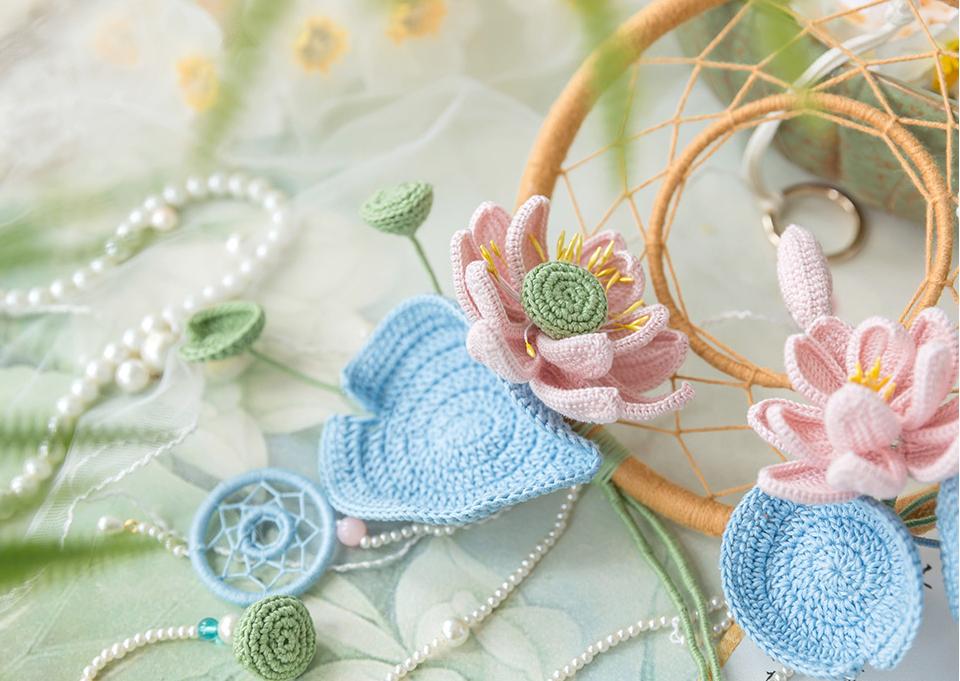 Seasons Window Dreamcatcher Crochet Pattern