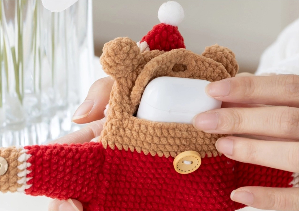 Bear Earphone Case Crochet Pattern