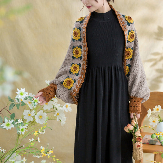 Häkelanleitung für einen floralen Traumschal