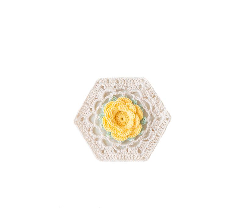 Mid-month Flower Top Crochet Yarn Kit
