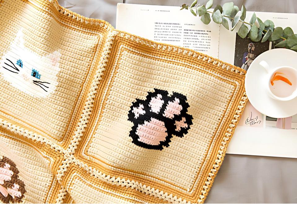 Cute Cat Motif Blanket | Crochet Chart Pattern | Limited Written Instructions | Video Tutorial Available