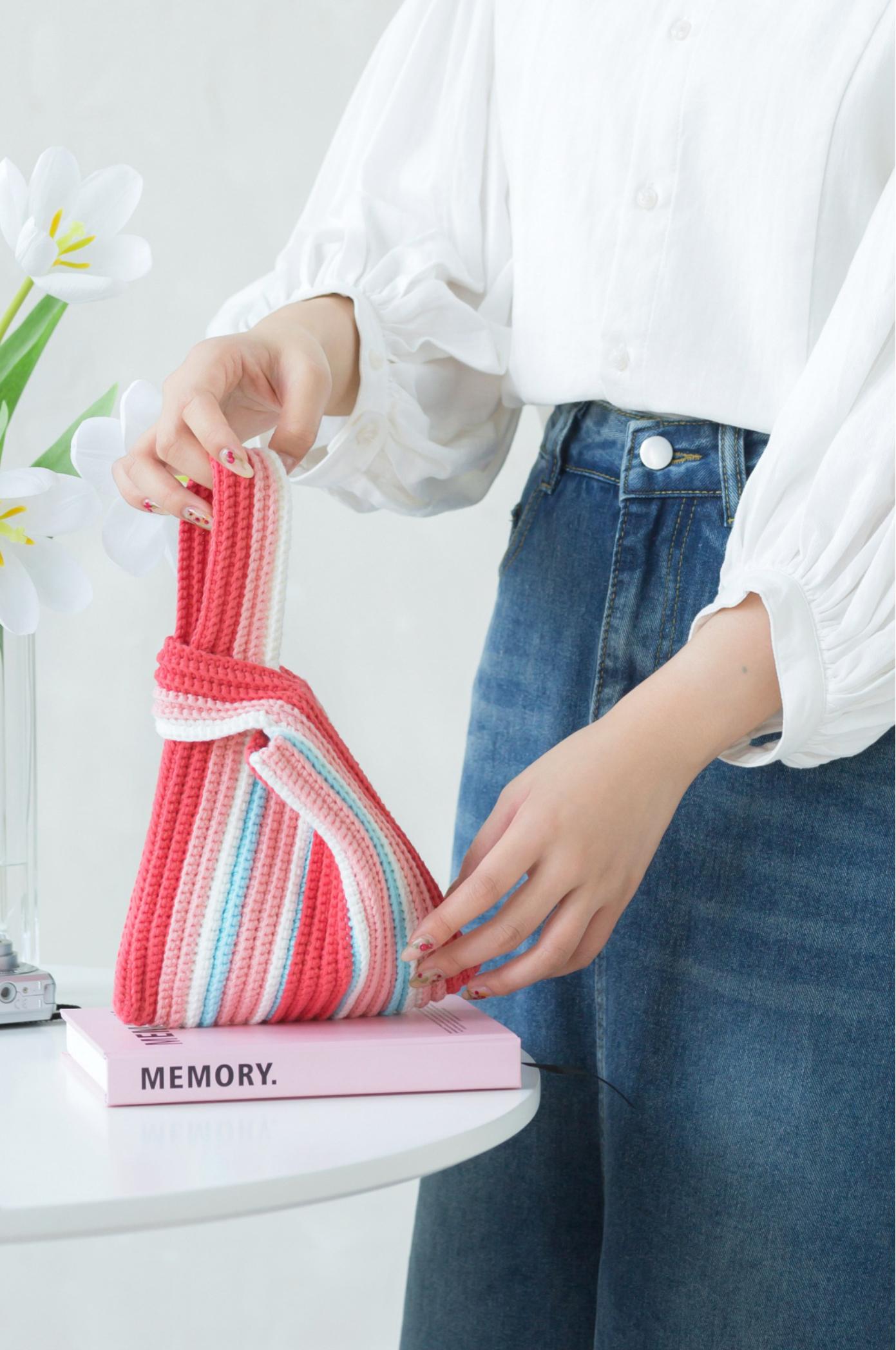 Stripes Wristlet Crochet Yarn Kit