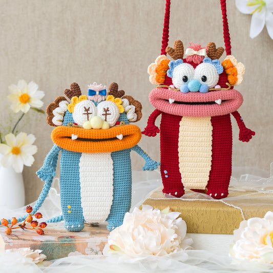 Sausage-Smiler Loong Crossbody Bag Crochet Yarn Kit | Susan's Family