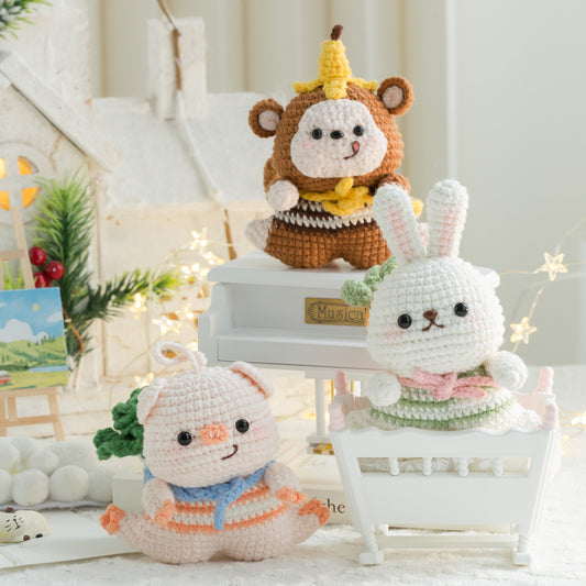 Escape Doll Ornaments Crochet Yarn Kit | Susan's Family