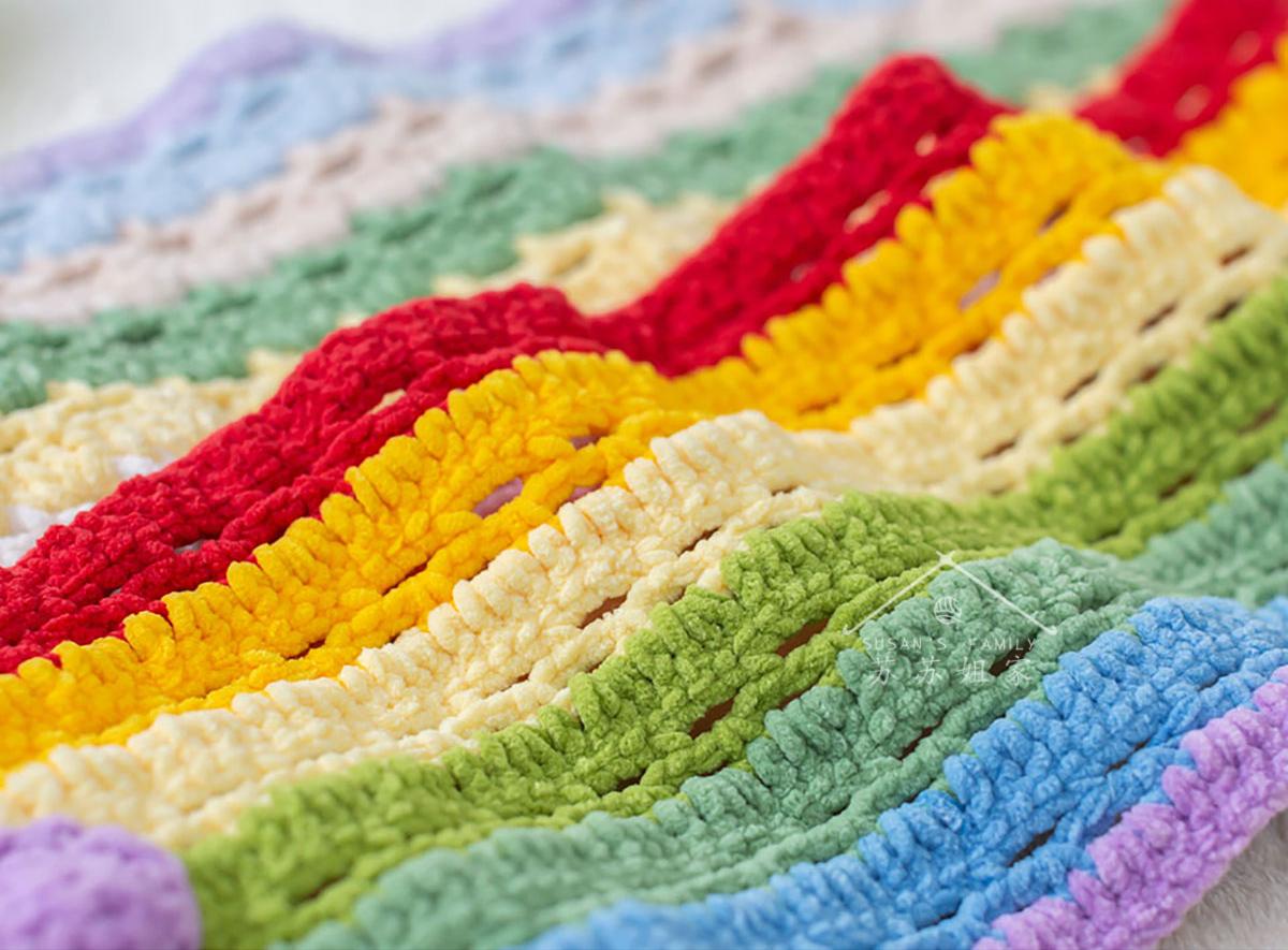 Rainbow Daisy Scarf Crochet Kit