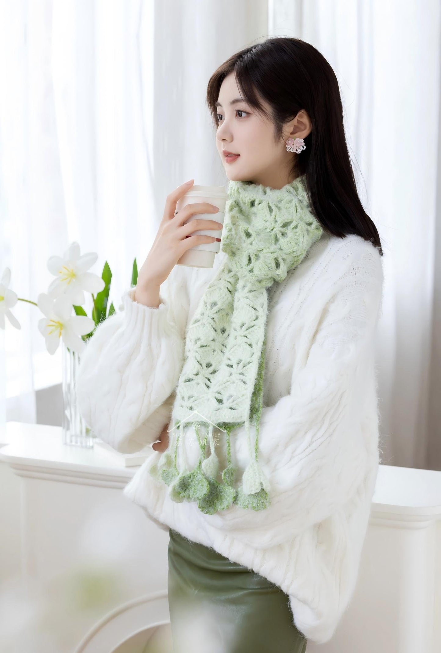 Ginkgo Scarf Crochet Pattern