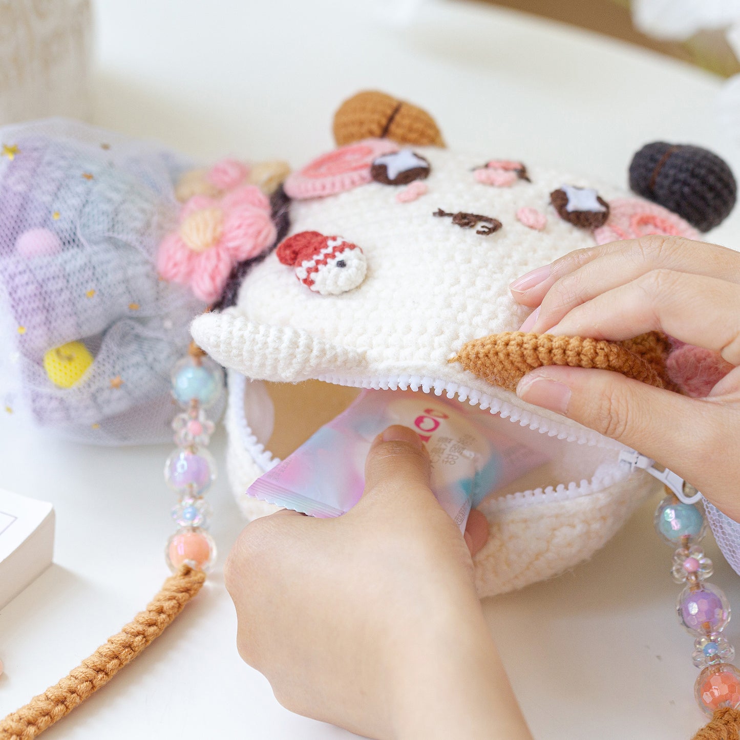 Candy Mini Shoulder Bag Crochet Yarn Kit | Kitty & Bunny Style|  Susan's Family