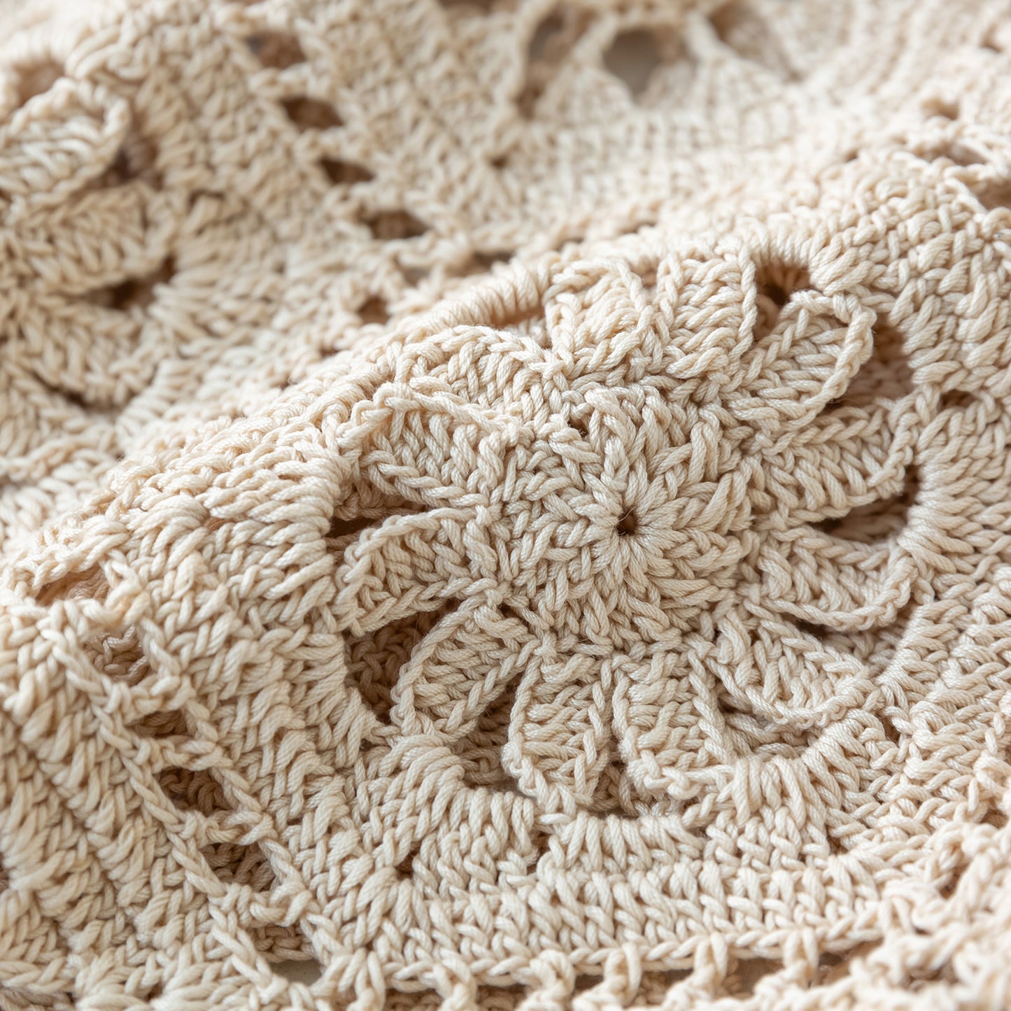 Liuyun Patchwork Pullover Vest Crochet Yarn Kit | Susan's Family