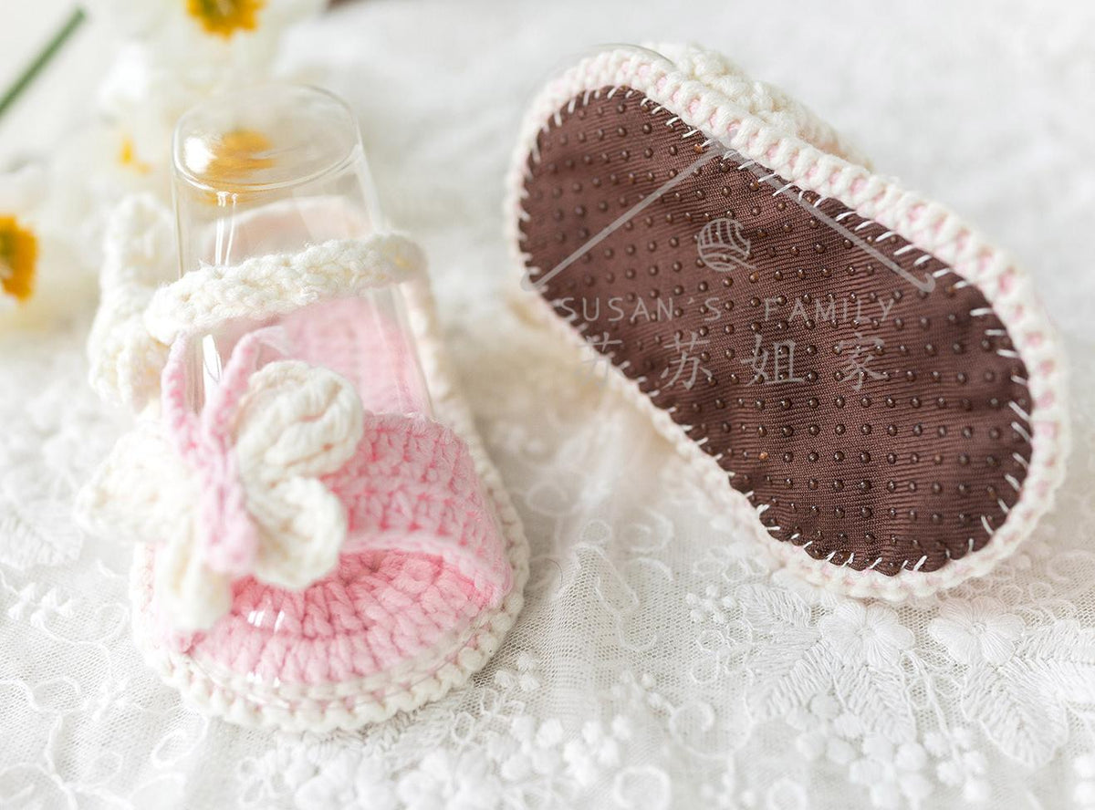 Cutie Kicks & Cap Set Crochet Kit