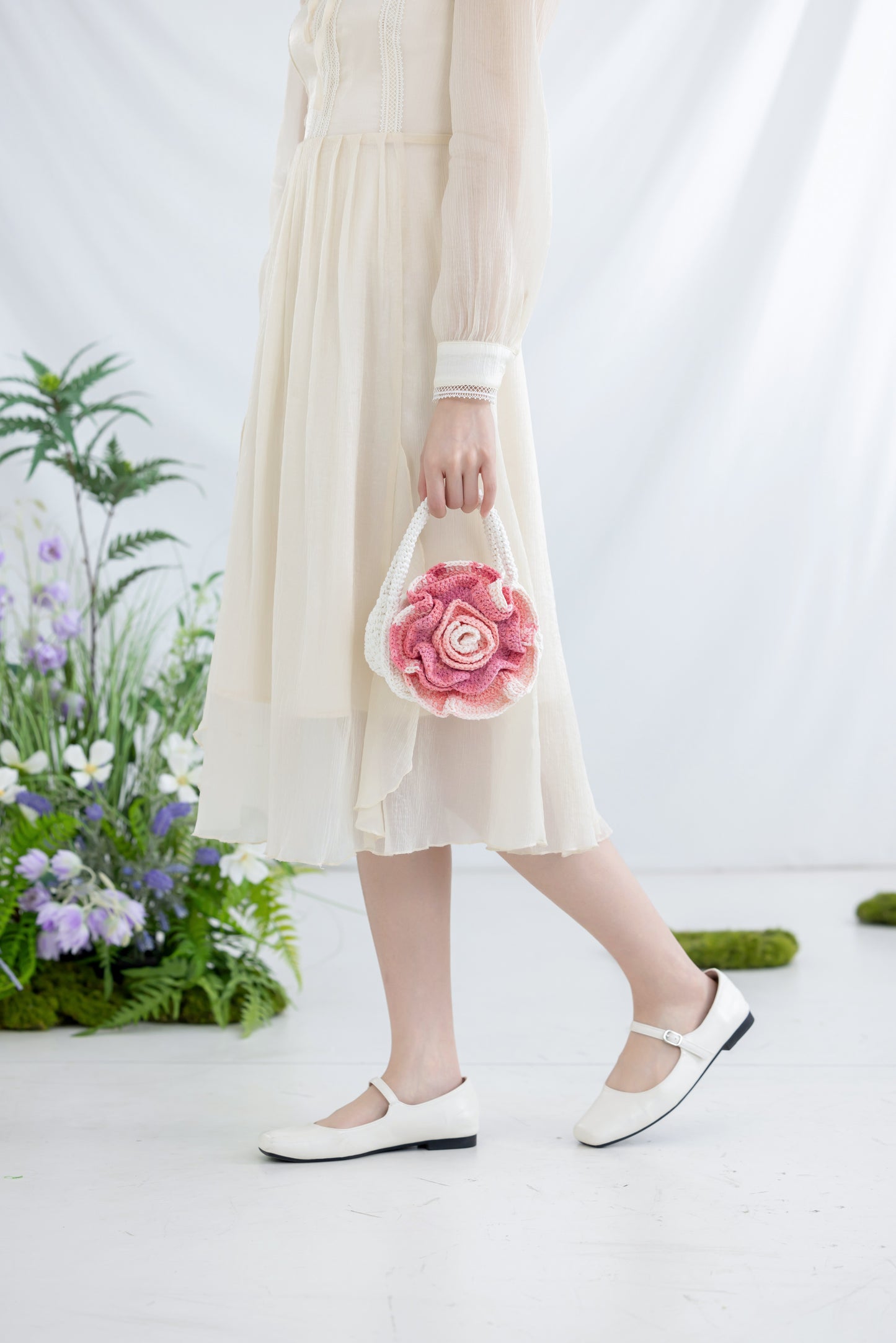 Rose Clutch Crochet Pattern