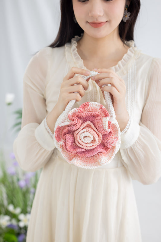 Rose Clutch Crochet Pattern