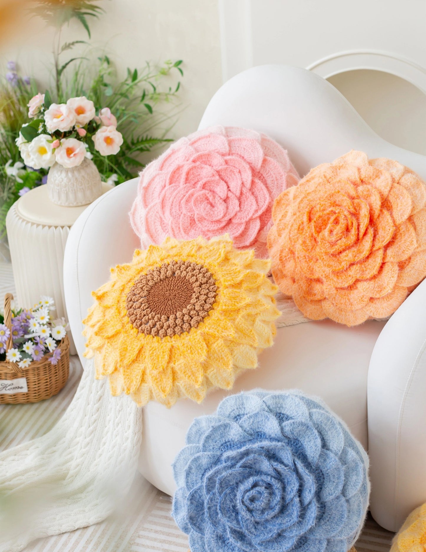 Ombré Bloom Pillow Crochet Pattern