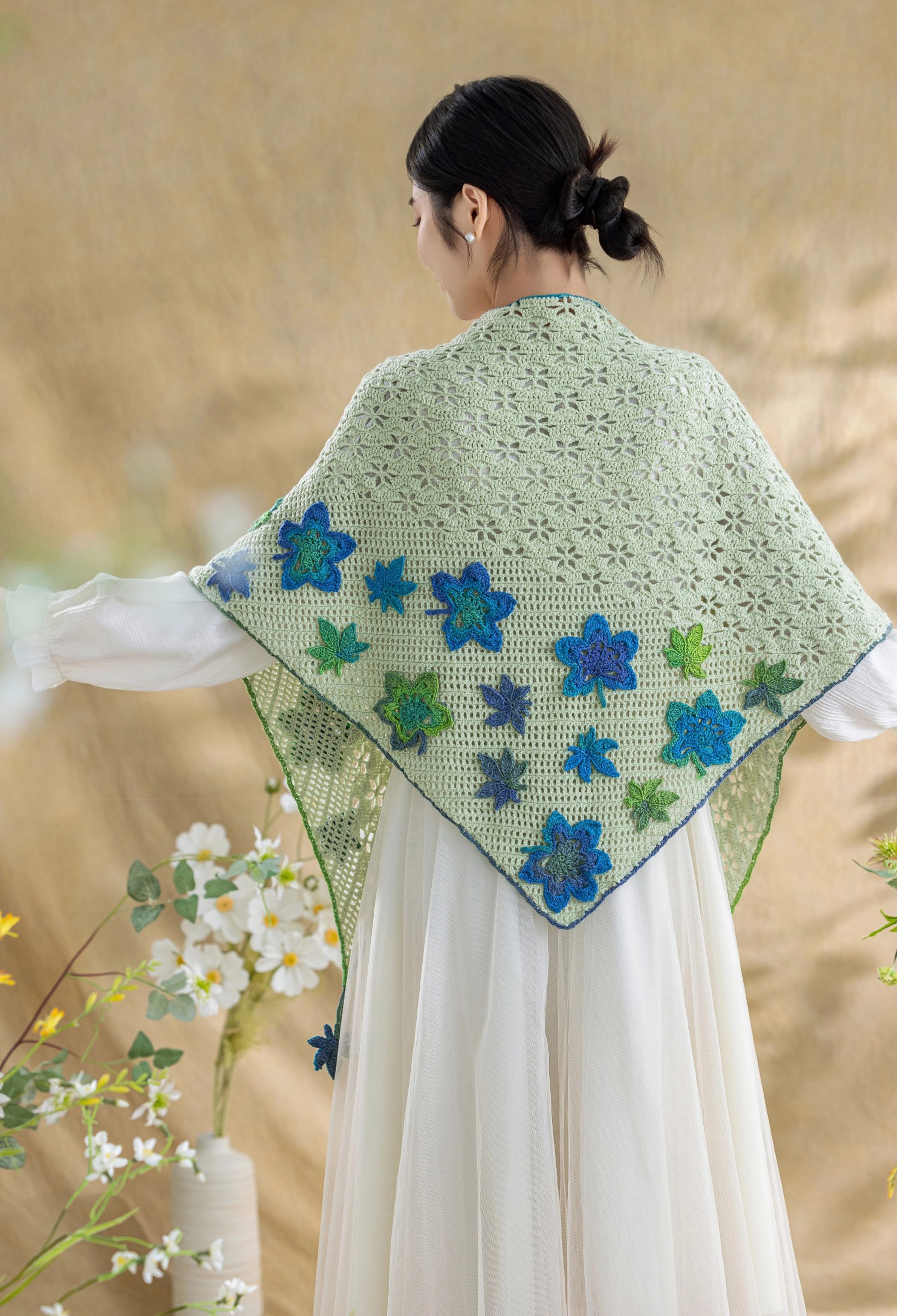 Maple Leaf Shawl Crochet Pattern – Susan's Family Crochet Yarn