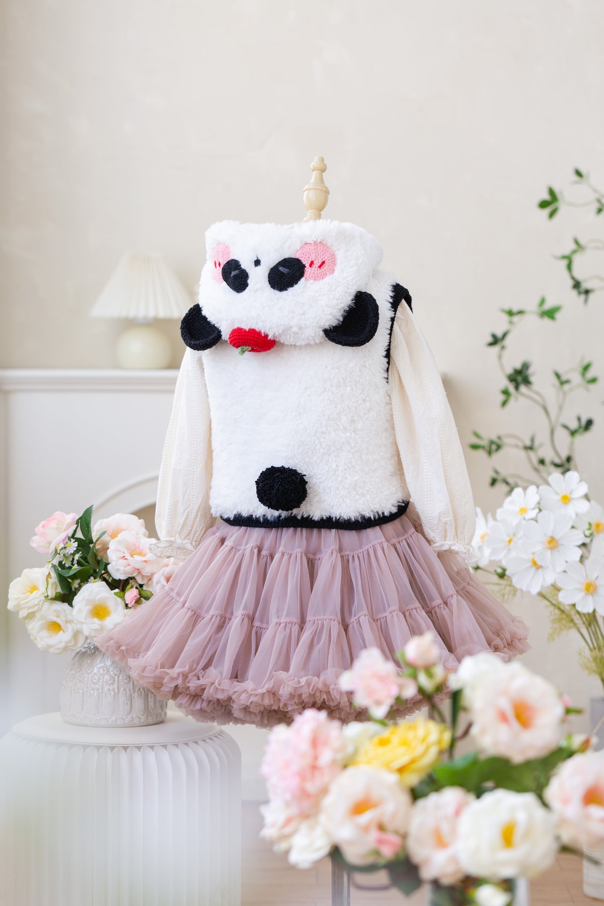 Paw Fluffy Vest Crochet Pattern