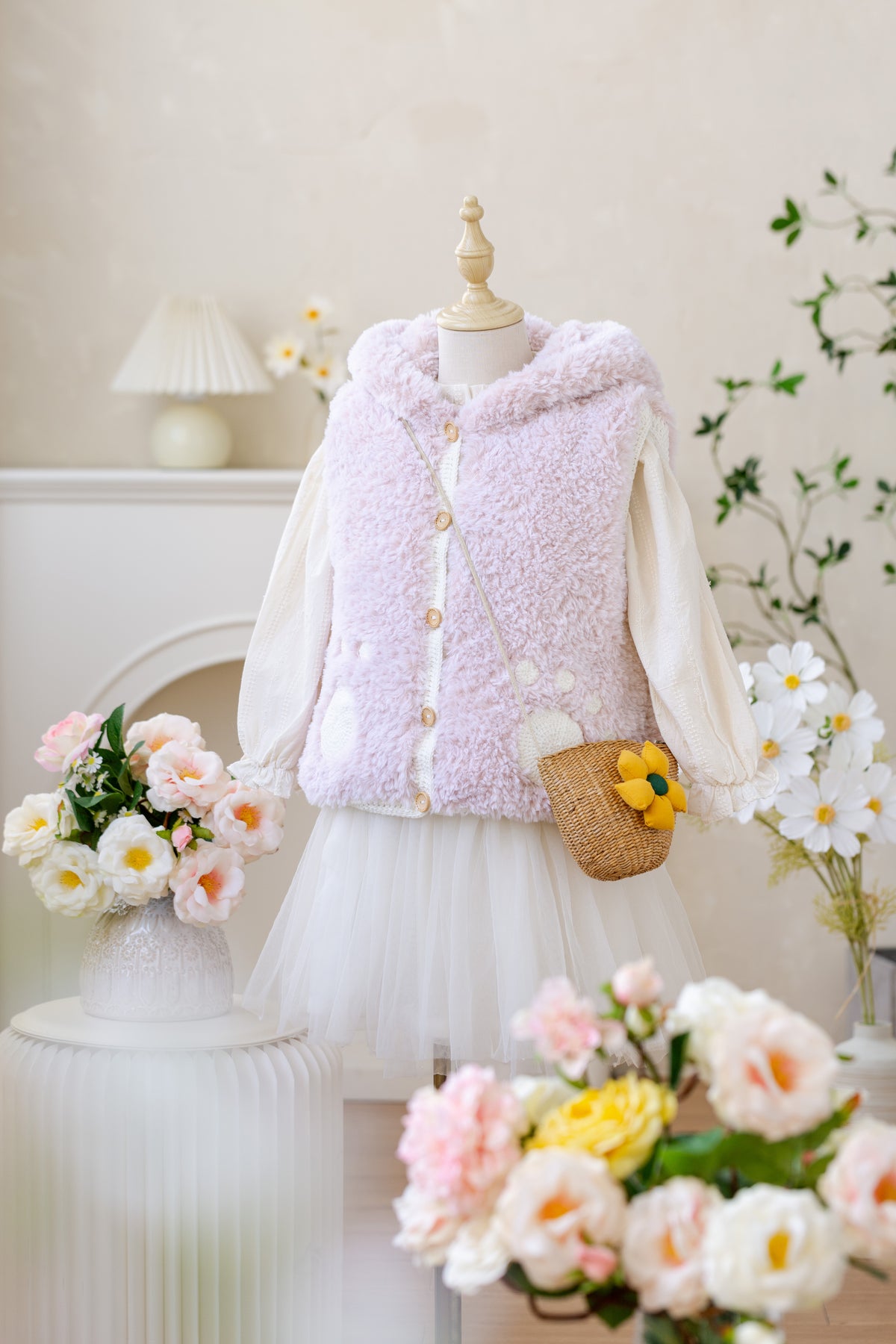 Paw Fluffy Vest Crochet Pattern