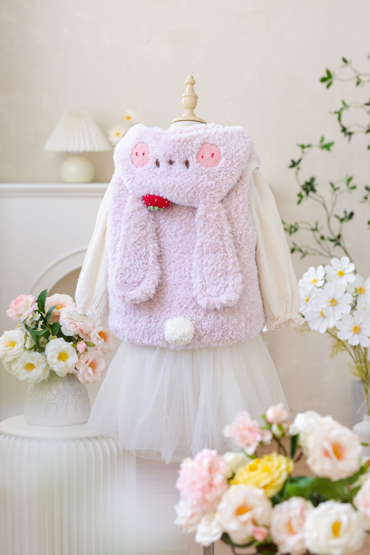Paw Fluffy Vest Crochet Pattern