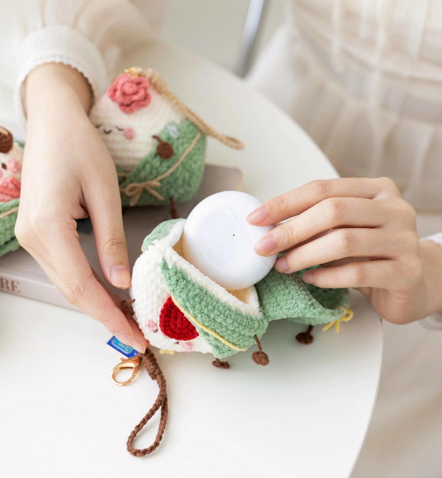 Zongzi Earphone Case Crochet Pattern