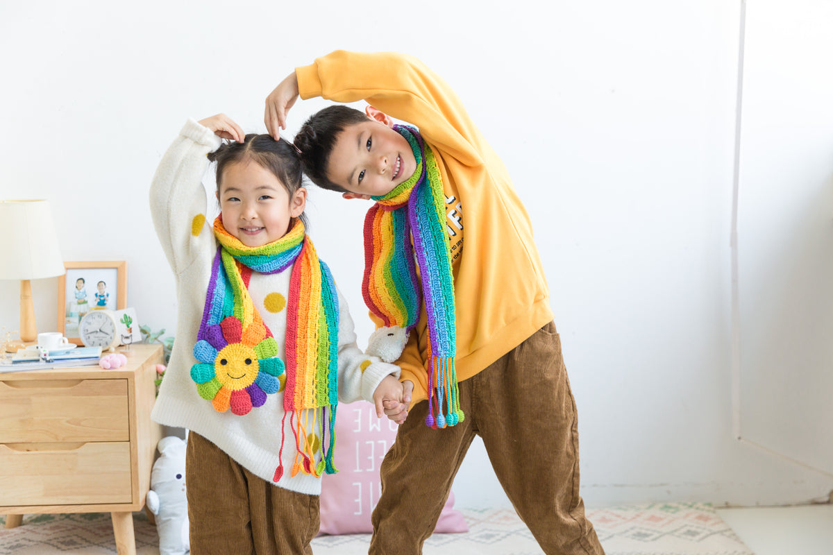 Rainbow Daisy Scarf Crochet Kit