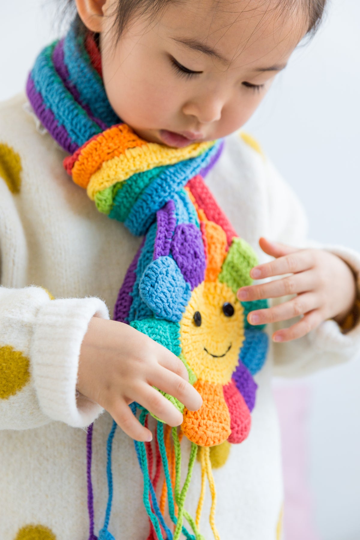 Rainbow Daisy Scarf Crochet Kit