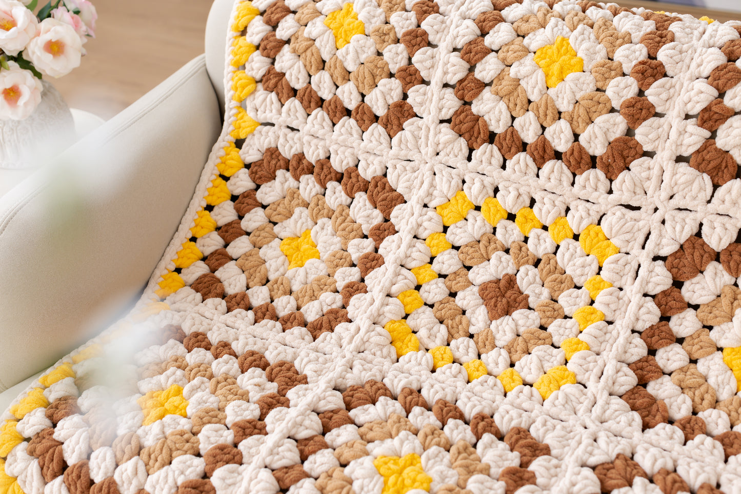 Puffy Square Throw Crochet Kit