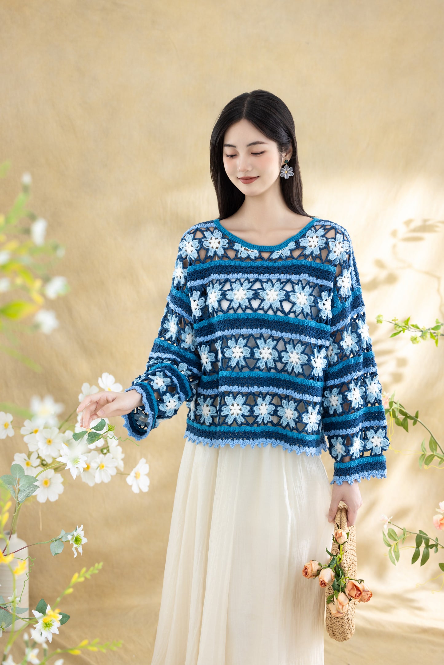 Flowered Balcony Crochet Pattern