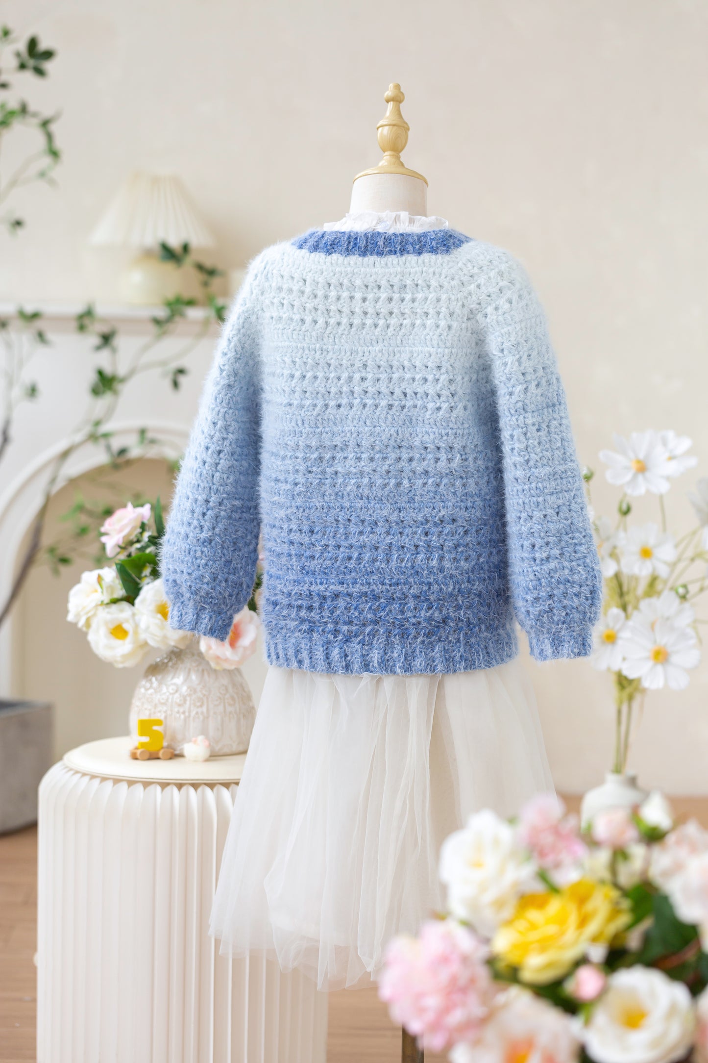 Star Moon Cardigan Crochet Pattern