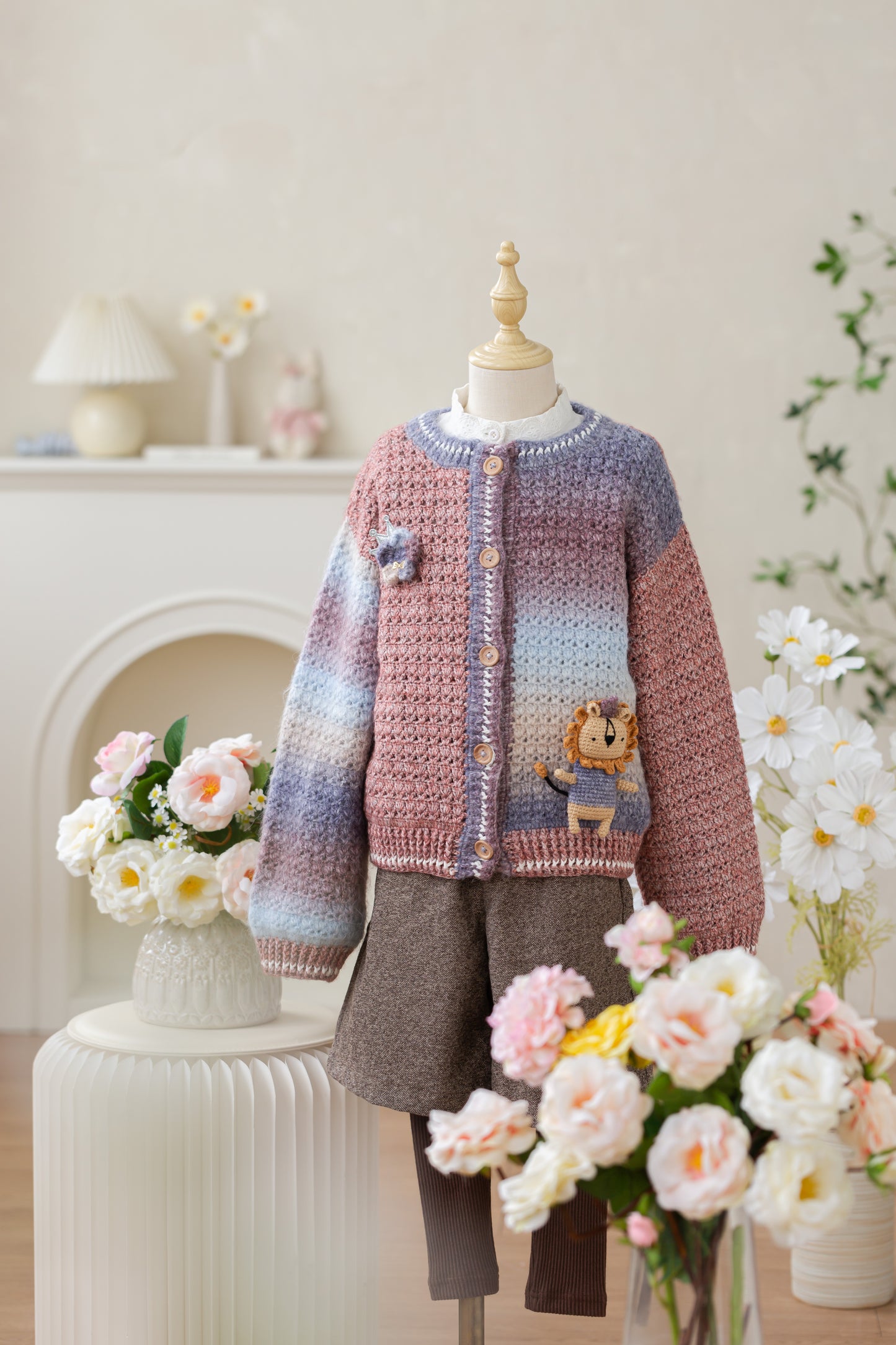 Joyful Cardigan Crochet Kit (Chinese Pattern Only)