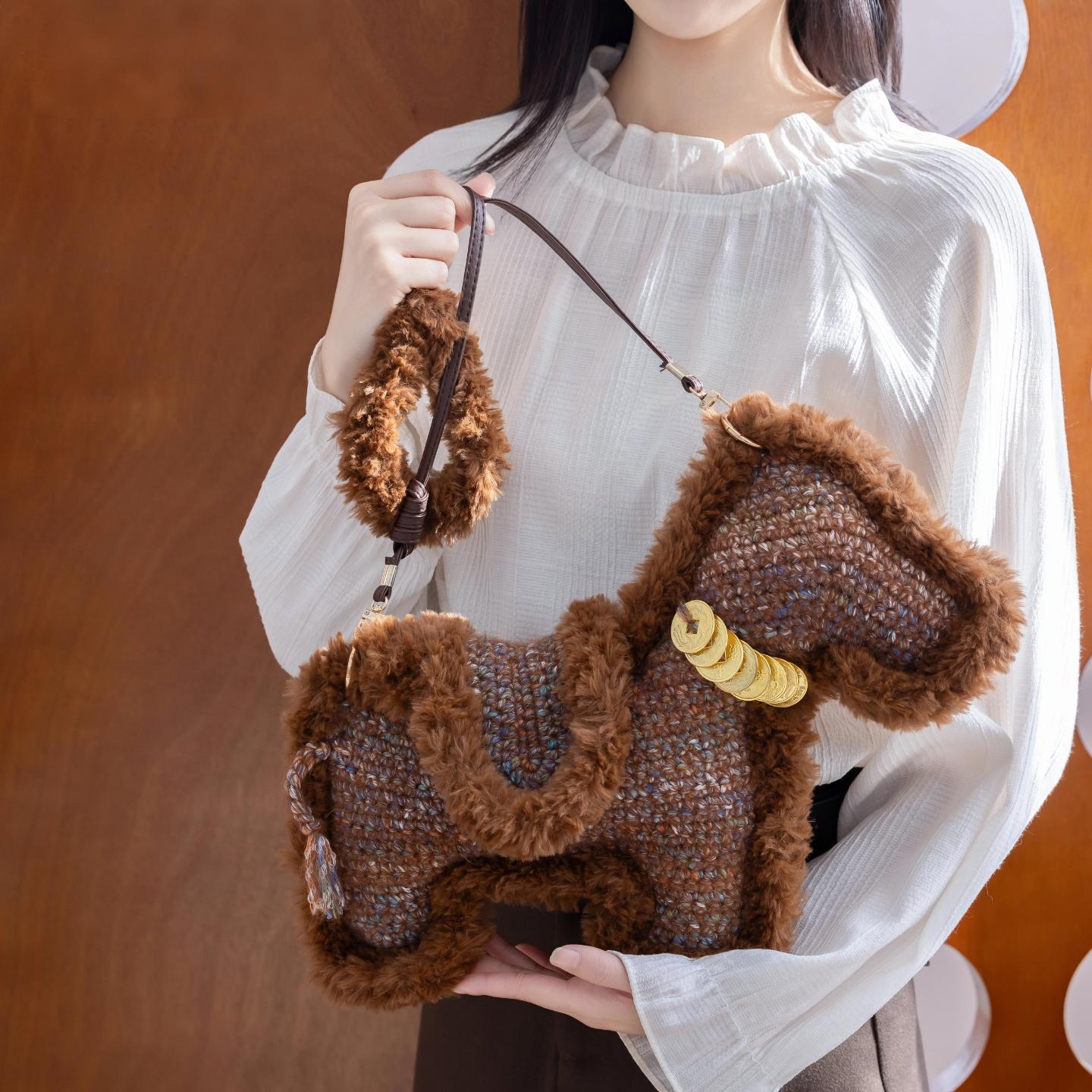 Galloping Fortune Bag Crochet Pattern