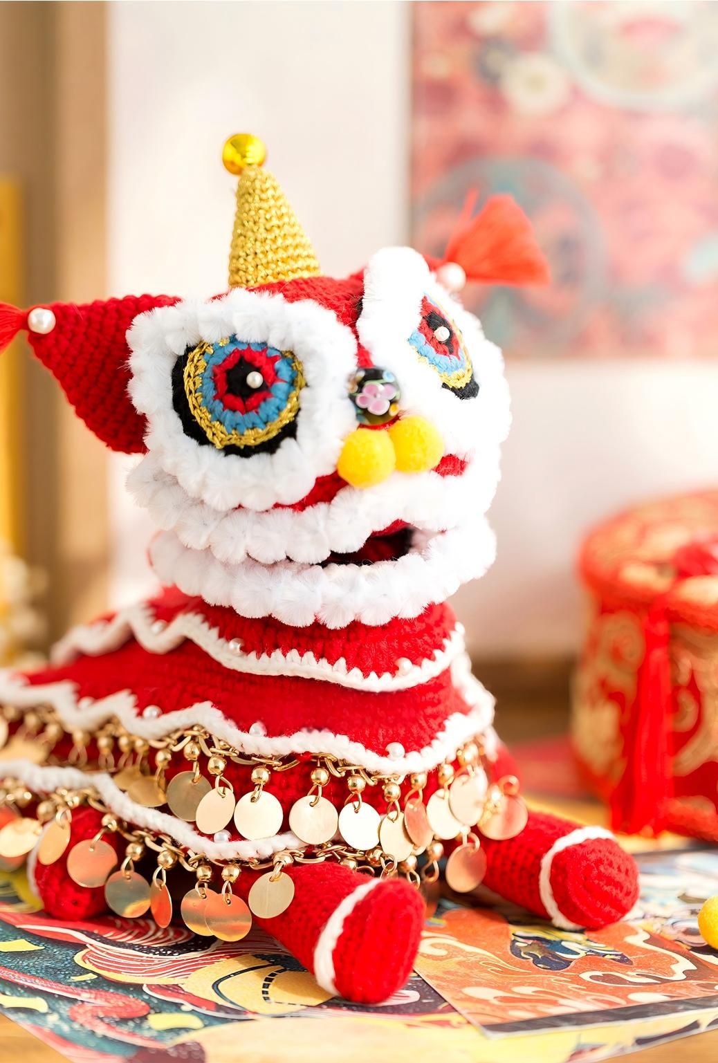 Lion Dance Hand Puppet Crochet Pattern