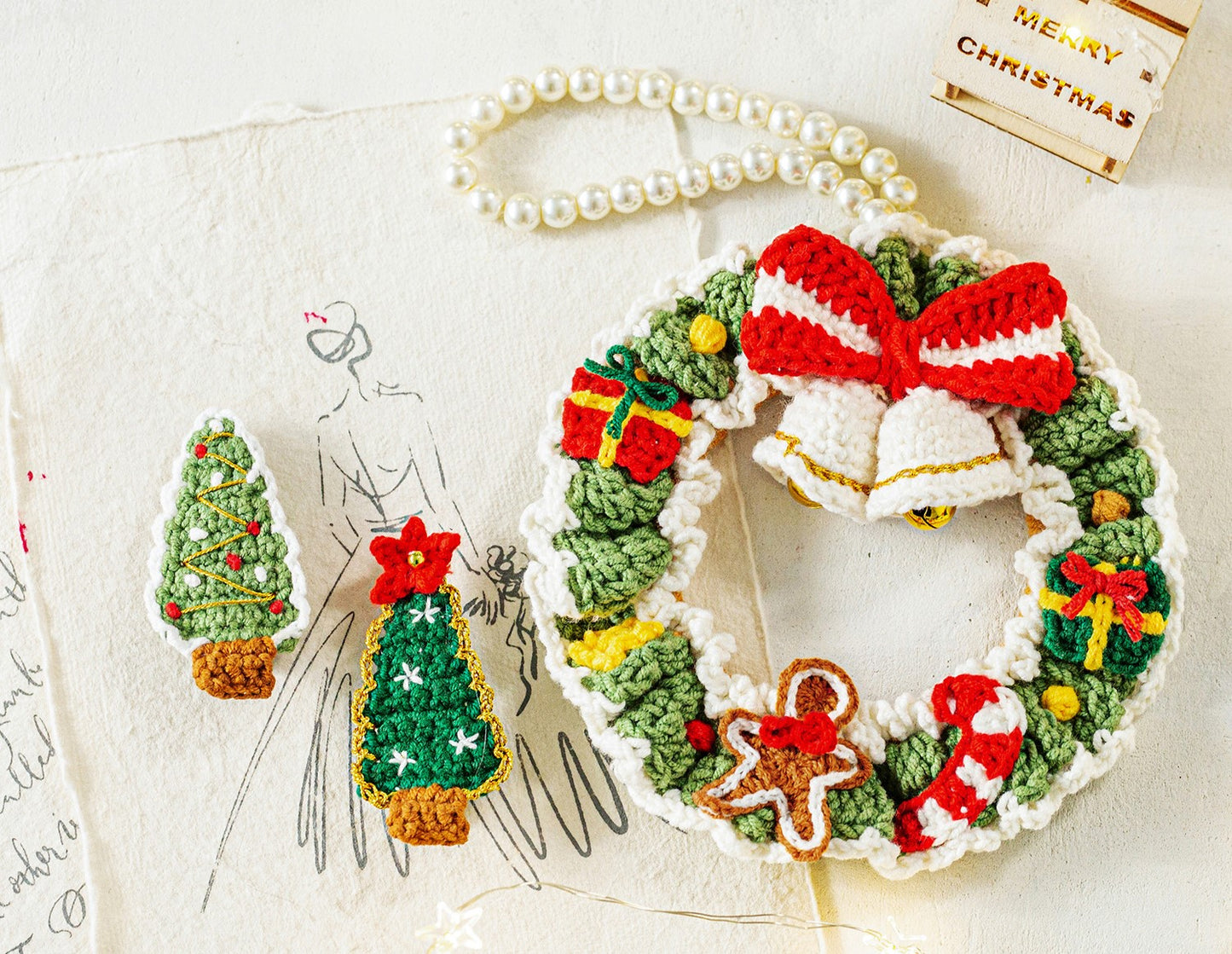 Christmas Wreath Hairpieces Crochet Kit
