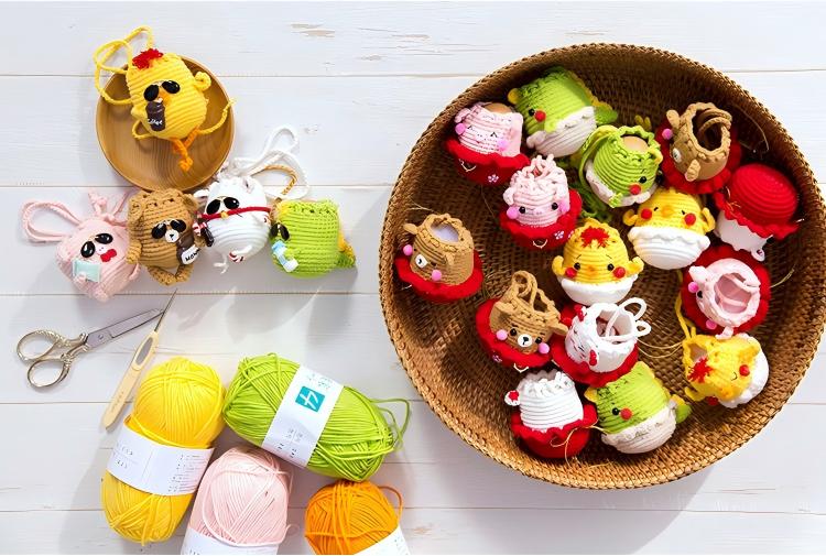 Spotlight Debut Crochet Kit