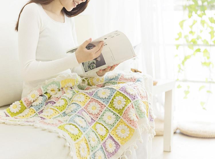Daisy Pop Throw Crochet Pattern